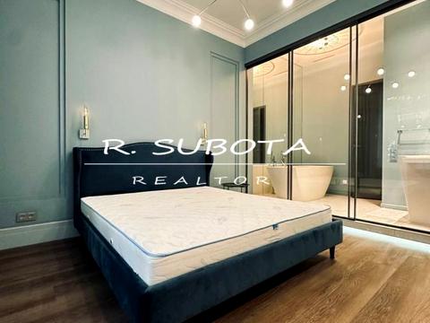 квартира за адресою Соборна пл. (Жовтнева), 6