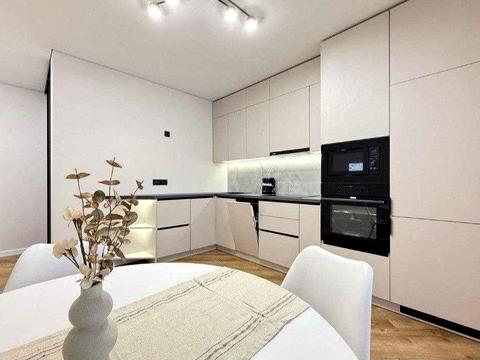 квартира за адресою Студентська, 24а 