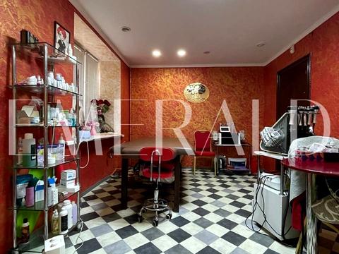 комерційна за адресою Шовкуненка вул., 4