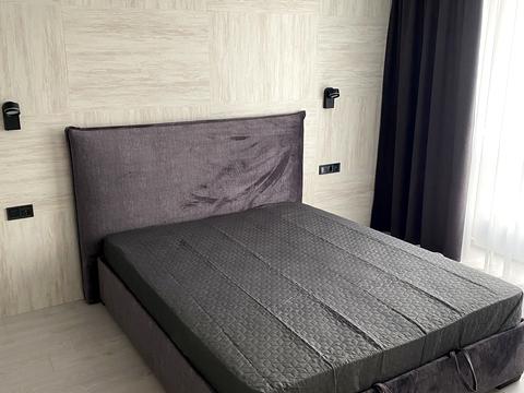 квартира за адресою Олександра Олеся вул., 8/17