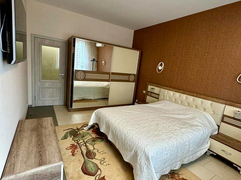 квартира за адресою Дніпровська набережна вул., 14