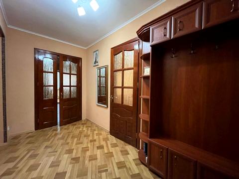 квартира за адресою Білозіра, 8