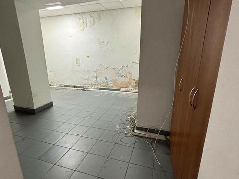 комерційна за адресою Львів, Князя Ярослава Осмомисла пл., 10