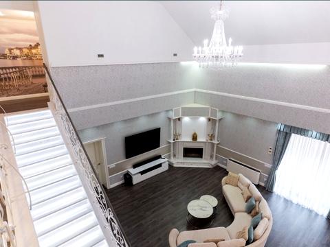 будинок за адресою Уютна, 8