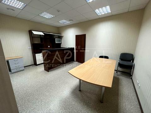 комерційна за адресою Ділова вул. (Димитрова), 5-Б