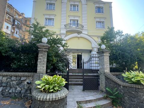 коммерческая по адресу Саксаганского ул., 67-Б
