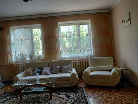 будинок за адресою Грушевского, 8