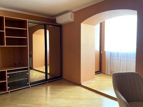 квартира за адресою Драгоманова вул., 15-А
