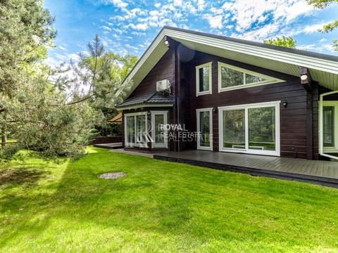 дом по адресу Днепровская набережная ул.