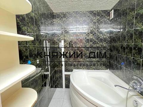 квартира по адресу Драгоманова ул., 23-А