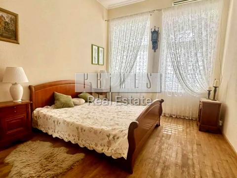 квартира за адресою Київ, Богдана Хмельницького вул., 84