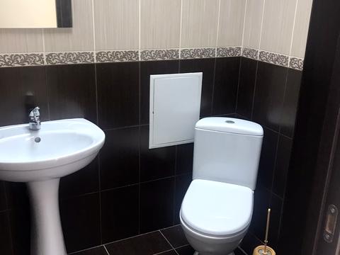 комерційна за адресою Валерія Лобановського просп. (Червонозоряний), 6-В