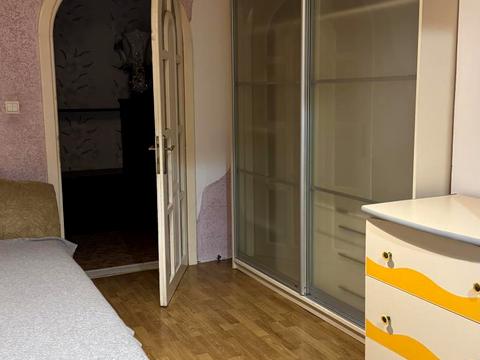 будинок за адресою Бабушкіна пл.