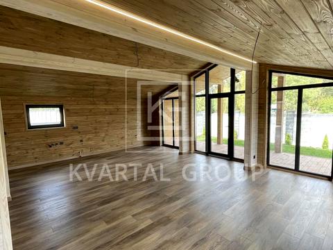 будинок за адресою Успішна, 1