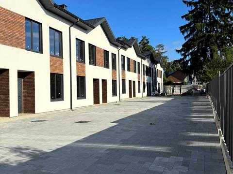 будинок за адресою Сім'ї Шкарівських вул.