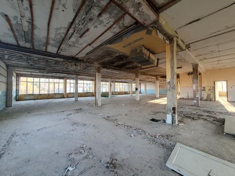 комерційна за адресою Садова вул., 94