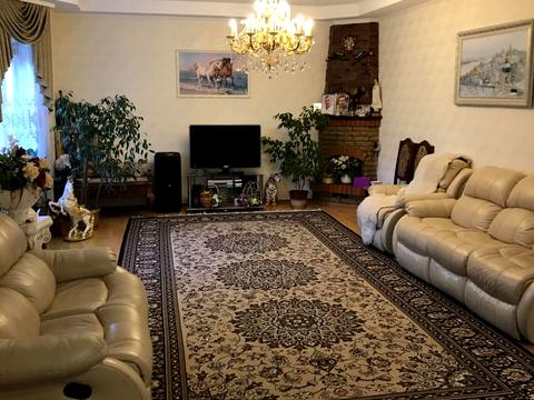 будинок за адресою Олега Онікієнка вул.