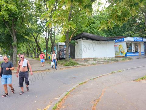 комерційна за адресою Бучми вул. (Командарма Уборевича), 20