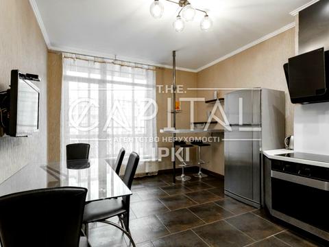 квартира за адресою Андрія Верхогляда вул. (Михайла Драгомирова), 12