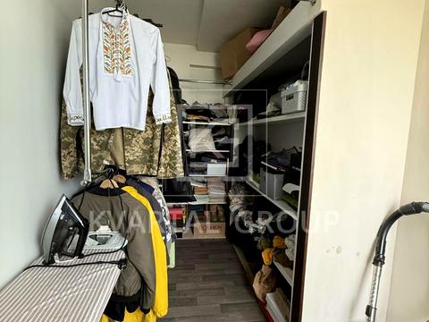 будинок за адресою вишнева, 4