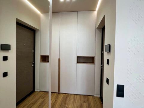 квартира за адресою Салютна, 16