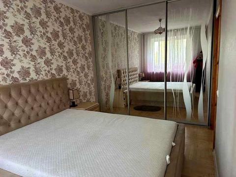 квартира за адресою Депутатська вул., 6