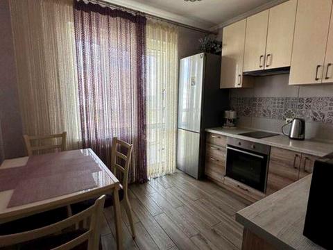 квартира за адресою Петра Калнишевського вул. (Михайла Майорова), 14