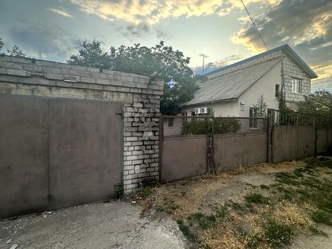 будинок за адресою Романтична вул. (Адмірала Макарова), 11