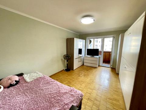 квартира за адресою Наталії Ужвій вул., 5