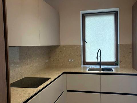 дом по адресу Джерельна