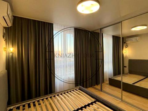 квартира за адресою Дніпровська набережна вул., 17В