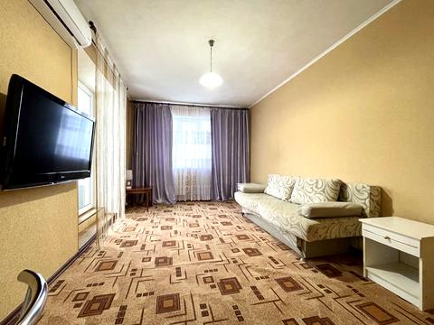 квартира за адресою Валентинівська вул. (Блюхера), 24а