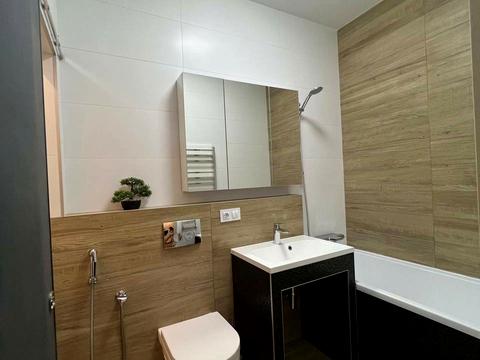 квартира за адресою Італійський бульв., 1б