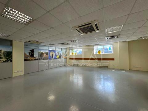 комерційна за адресою Михайла Котельникова вул., 4