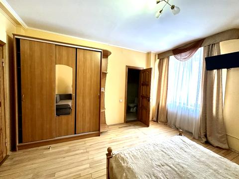 коммерческая по адресу Червоной Калины просп., 79