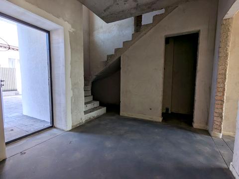 будинок за адресою Молодіжна вул.