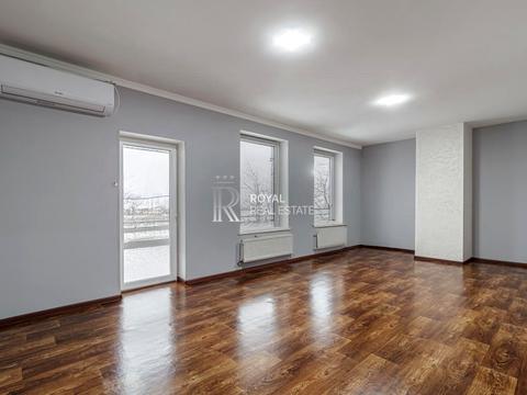 комерційна за адресою Володимира Самійленка вул. (Холмогорська), 17