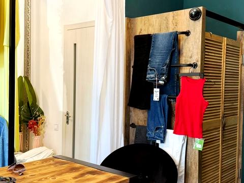 комерційна за адресою Софіївська вул., 23