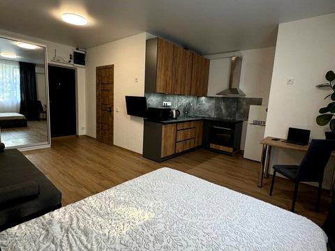 квартира за адресою Практична вул., 4