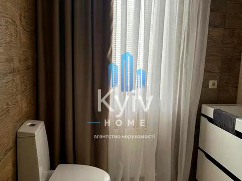 будинок за адресою Героїв Майдану вул.