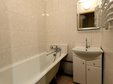 квартира за адресою Космонавтів просп., 52
