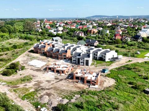 будинок за адресою Петлюри, 1