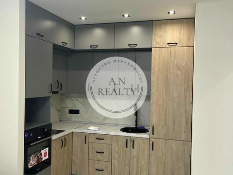 квартира по адресу Салютная ул., 2