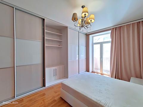 квартира за адресою Левка Лук'яненка вул. (Василя Жуковського), 2-Е