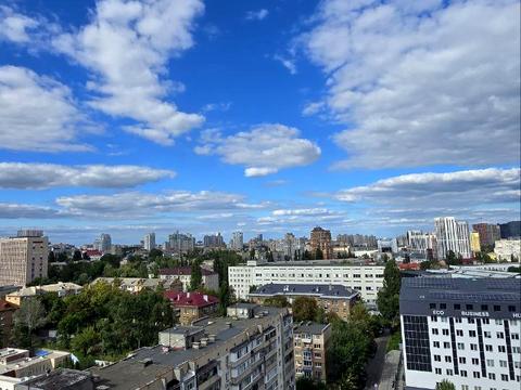 квартира за адресою Кирило-Мефодіївська вул., 2