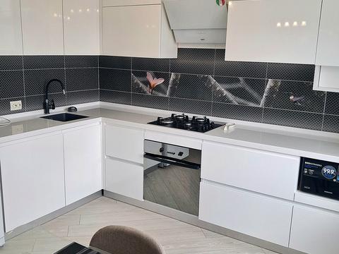 квартира за адресою Озерна вул., 3