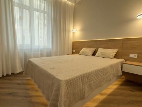 квартира за адресою Краснова вул., 3