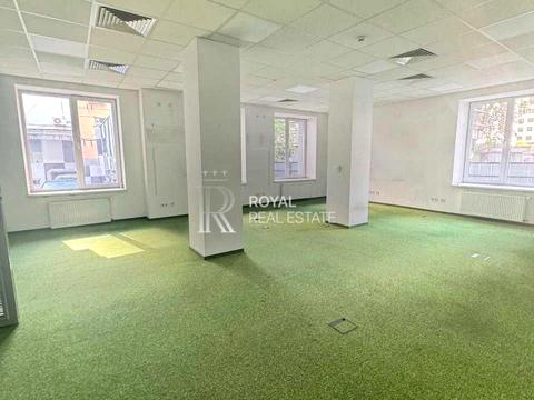 комерційна за адресою Почайнинська вул., 40