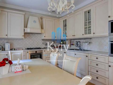 будинок за адресою Світла вул.