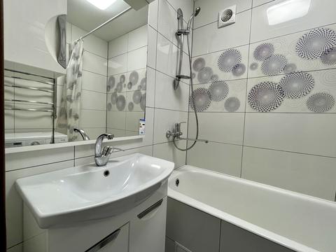 квартира за адресою Івана Мар'яненка пров., 13